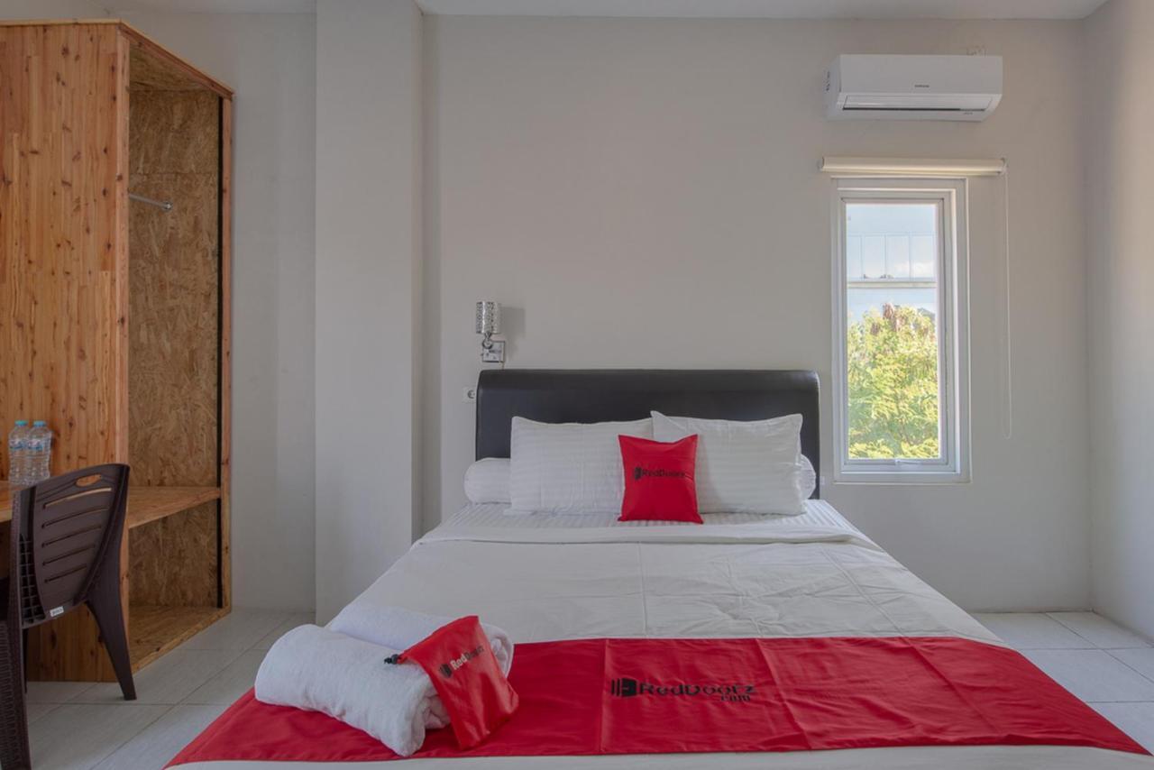 Reddoorz Plus Syariah @ Raya Nginden 2 Surabaya Ngoại thất bức ảnh